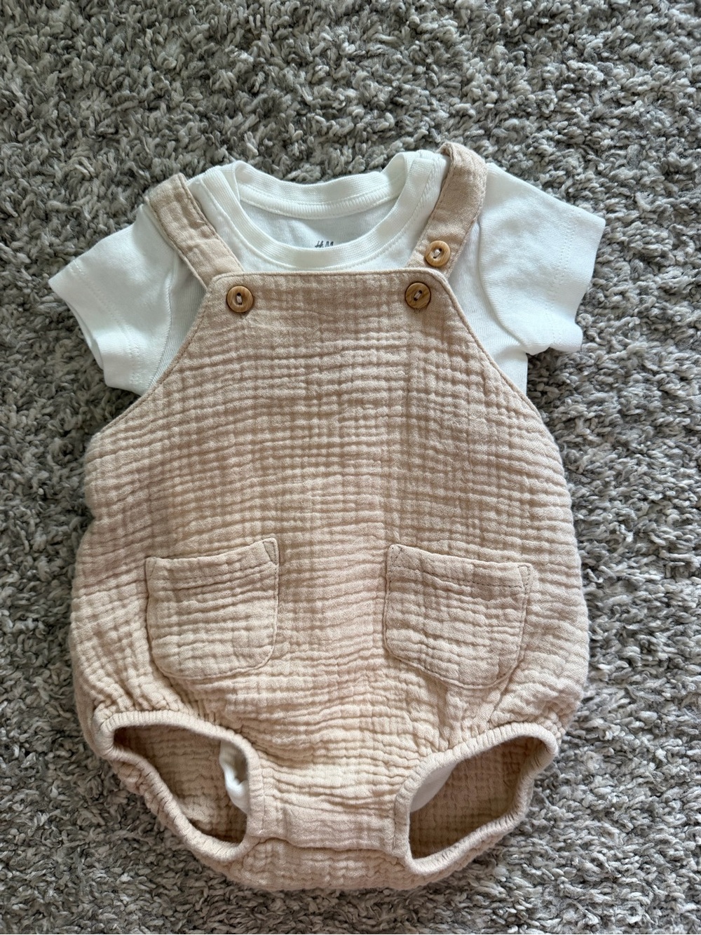 H&M Cream Gauze Baby Romper Overalls with Pockets